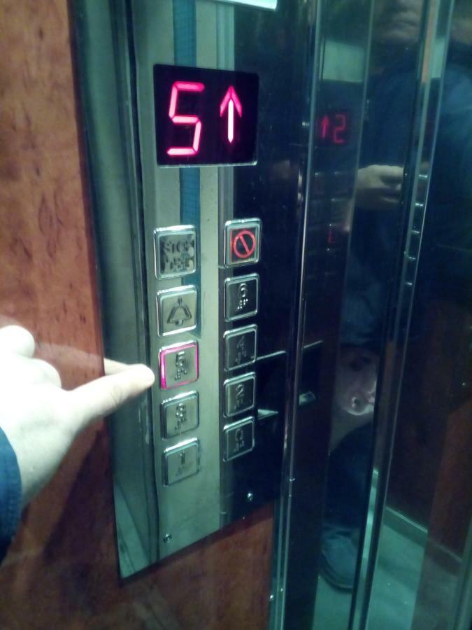 Apartment "Happiness" Near Metro And Center Atenas Exterior foto